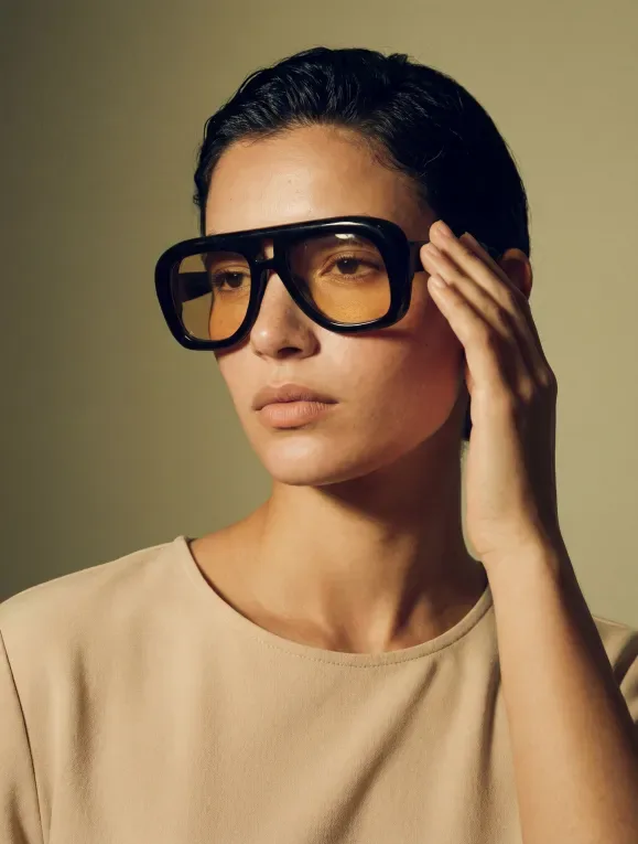 Glasses on Model thumbnail front